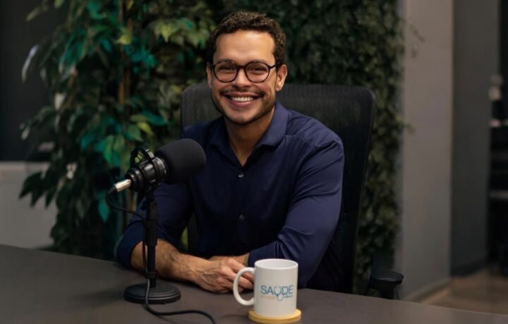 Dr. Gabriel presente no podcast.
